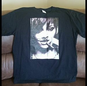 Rihanna long sleeve black T-shirt size 2X